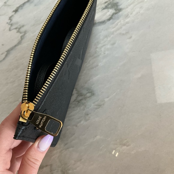 Sold New Louis Vuitton Empreinte Noir Neverfull Pouchette - Picture 10 of 12